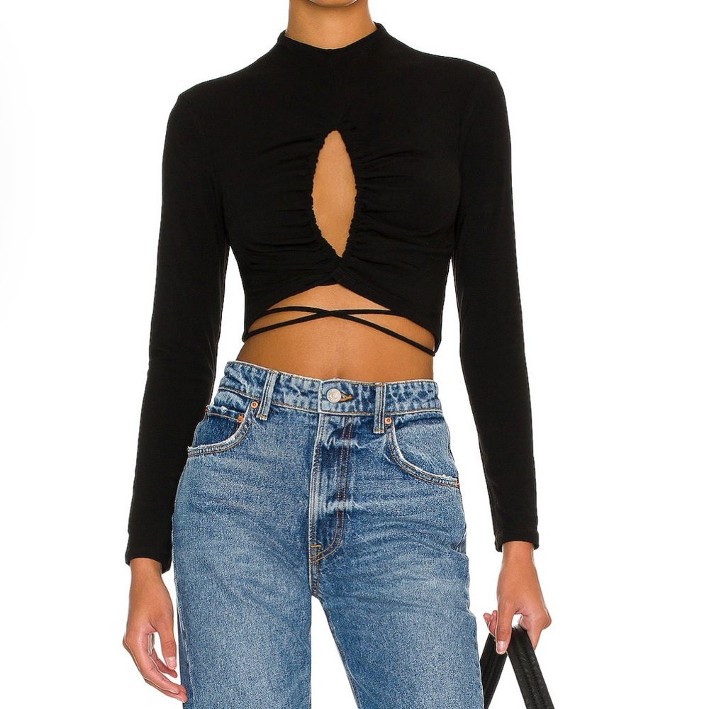ASTR THE Label Key Hole Top